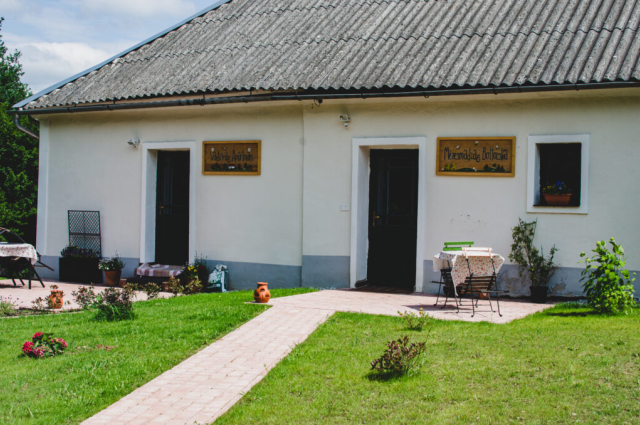 KOVACS